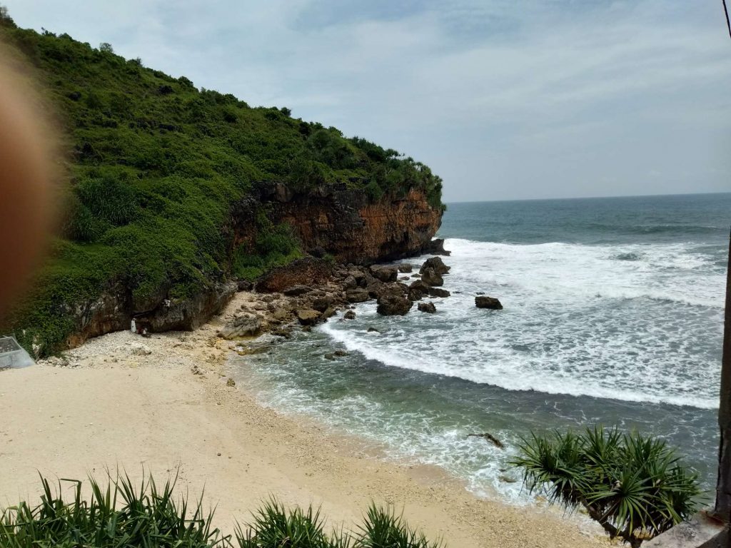 Pantai di Gunungkidul Recommanded Buat Camping Tahun Baru 2023