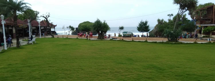 Pantai Mesra|Lokasi, HTM, Jam Buka, Rute, Akses, Fasilitas dan Penginapan