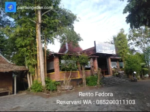Resto Fedora salah satu Rumah makan buat rombongan anda saat mau ke pantai-pantai di Gunungkidul. Reservasi di nomor WA : 085200311103